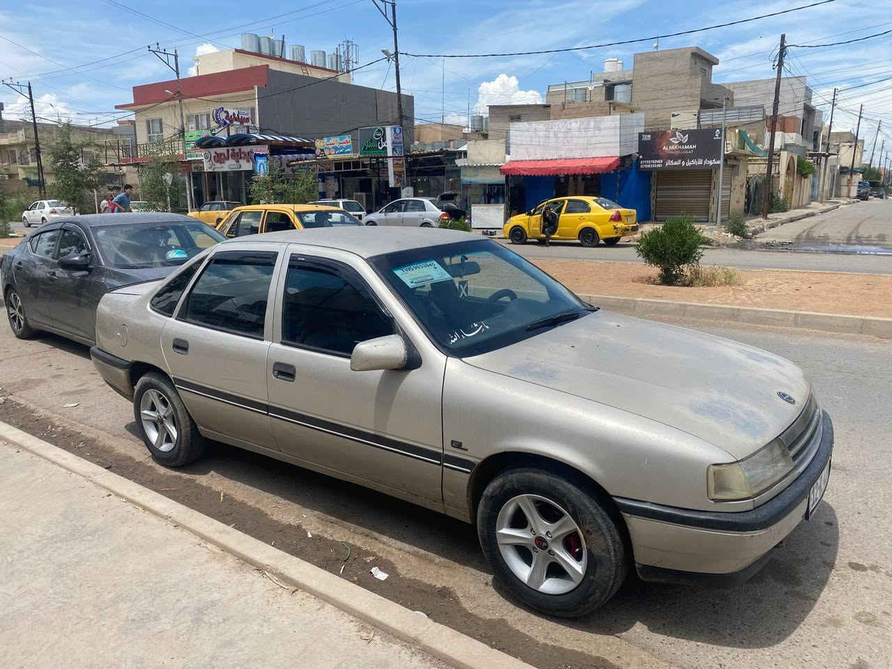 سلام وعليكم اوبل فكتره موديل 92نينوه رقم دولي السياره حلوه كير شرط محرك بدايت رخاوه حادثها من كدام وال لبدنه جملغ المامي صبغ فقط العنوان موصل شقاق الخضره  السعر 40 بيها مجال لطيبين الستفسار ***********
