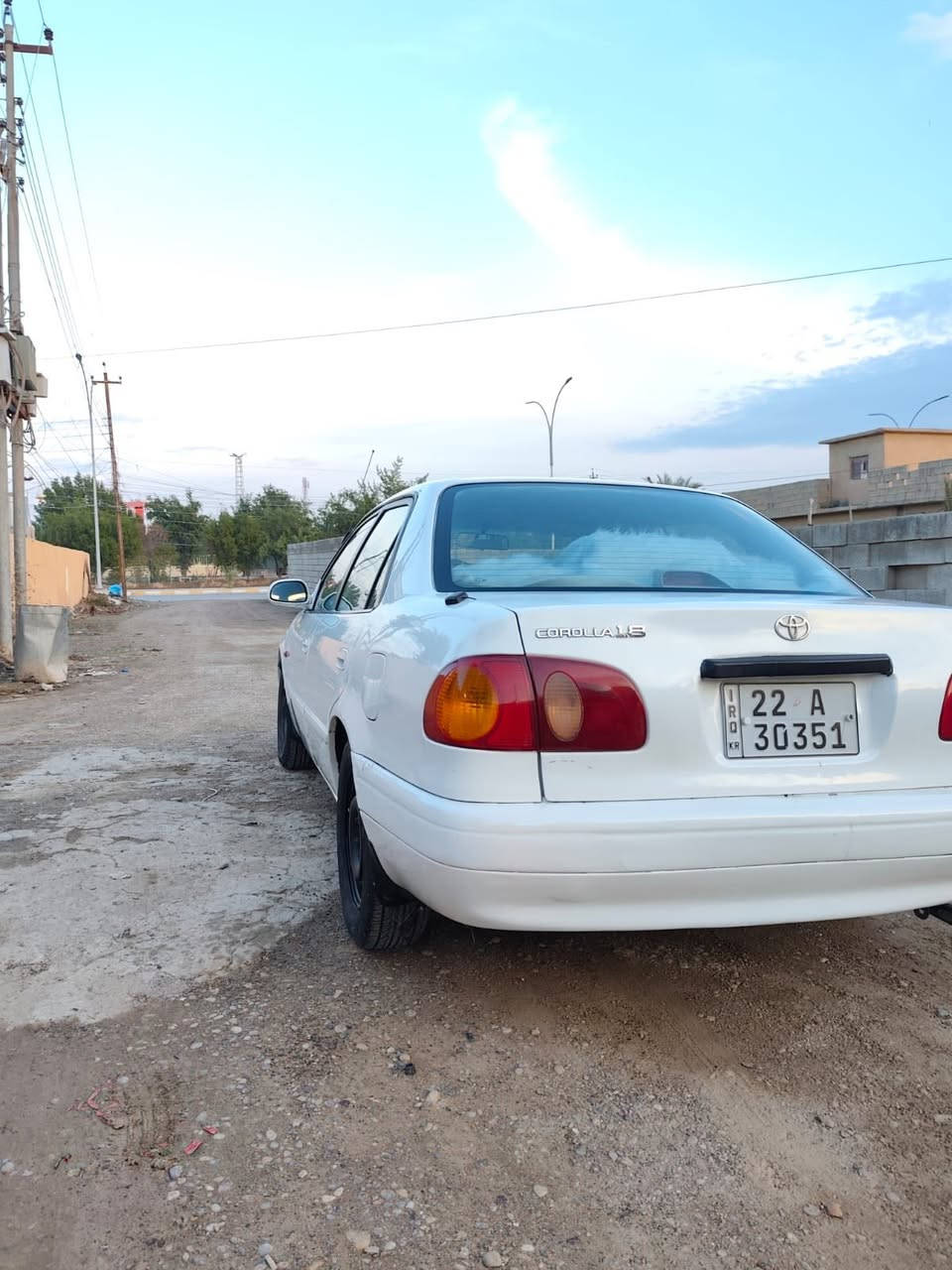 السلام عليكم كورلا ٢٠٠٠ كير محرك شرط صدر امامي خلفي جديد تخم تاير جديد السياره حيل نضيفه رقم اربيل هزه جديده تنتهي بشهر ال ١٠ سنويه لل٢٠٣١ السياره بسمي شرط التحويل 
السعر ٦٧$وبيها مجال بسيط 
هـ***********
