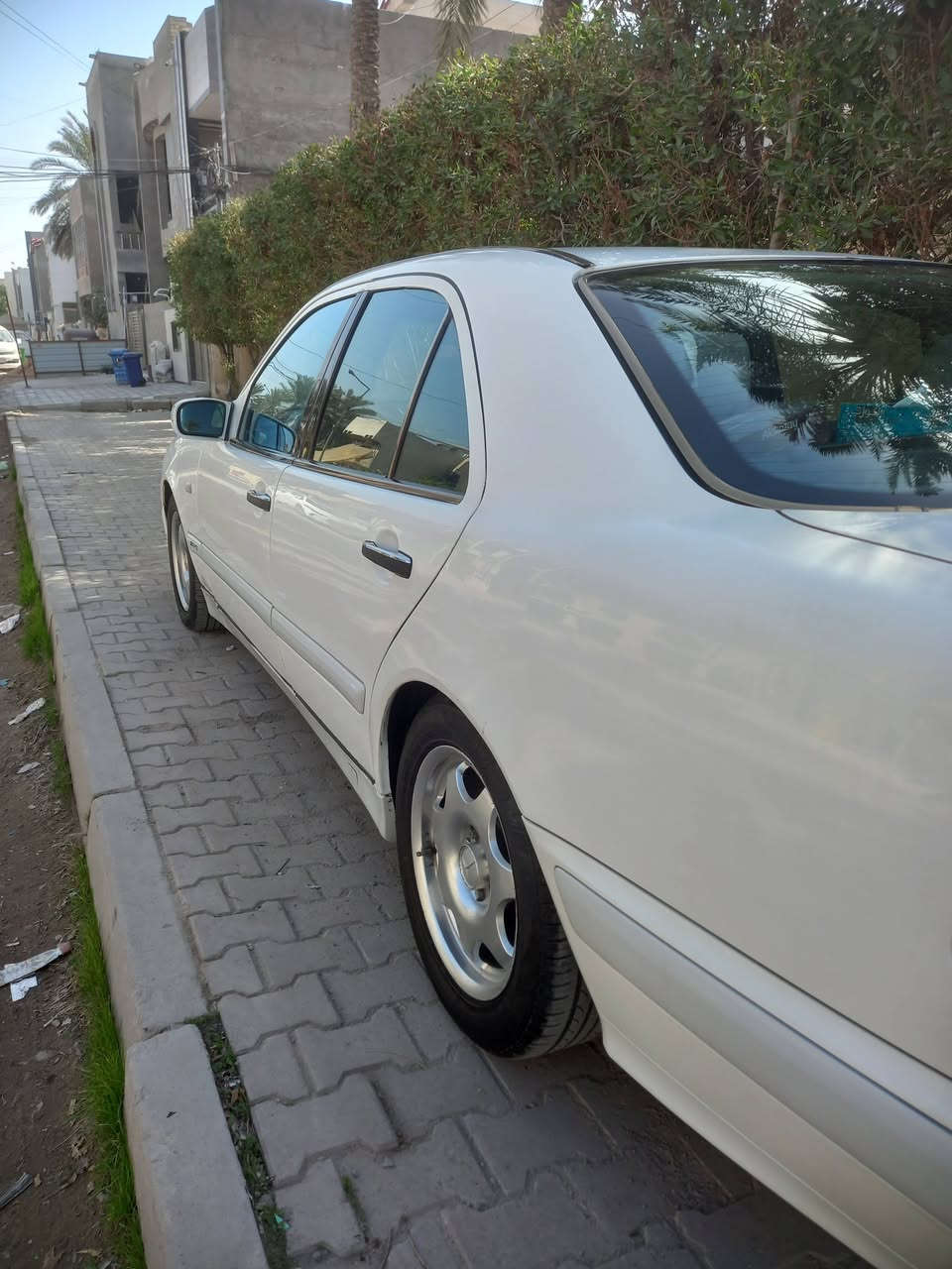 سياره ام عيون موديل ١٩٩٥ وارد ألماني صبغ حزام جاهزه من كل شئ تدفئه تبريد مري كهرباء اطارات جديده محرك كير نظيفه جدا هزه جديده سنويه باسمي جديده لغايه ٣١...السعر المطلوب ٩٠$...


**إذا كنت صاحب هذا الإعلان وتريد حذفه لأي سبب، رجاءا أرسل رسالة إلى الدعم الفني**