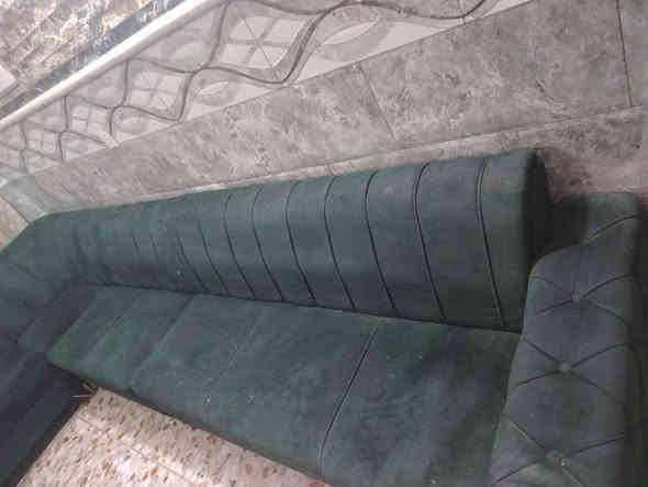 السلام عليكم ورحمة الله وبركاته تخم مستعمل تركي عدد المقاعد10 ويا كرسي مقعد واحد العدد2نضافه ٩٥٪100 السعر 300 وبي مجال الطيبين لاستفسار الاتصال على الرقم ***********
