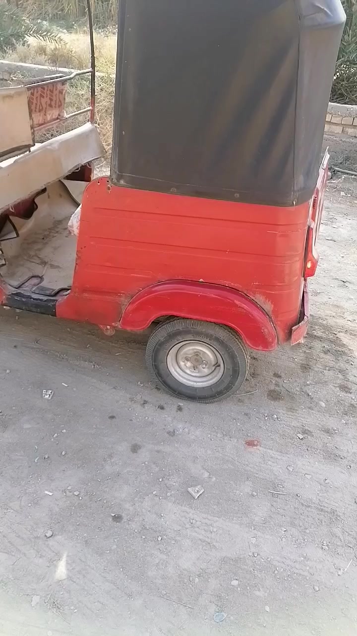 السلام عليكم تكتك لبيع  نهايت 17 رقم وسنويه مستلم بس سنويه لارقام بعدهن مامستلمهن السعر 3500 وبيه مجال المكان ناصريه رفاعي رقم ***********  *********** وتساب
