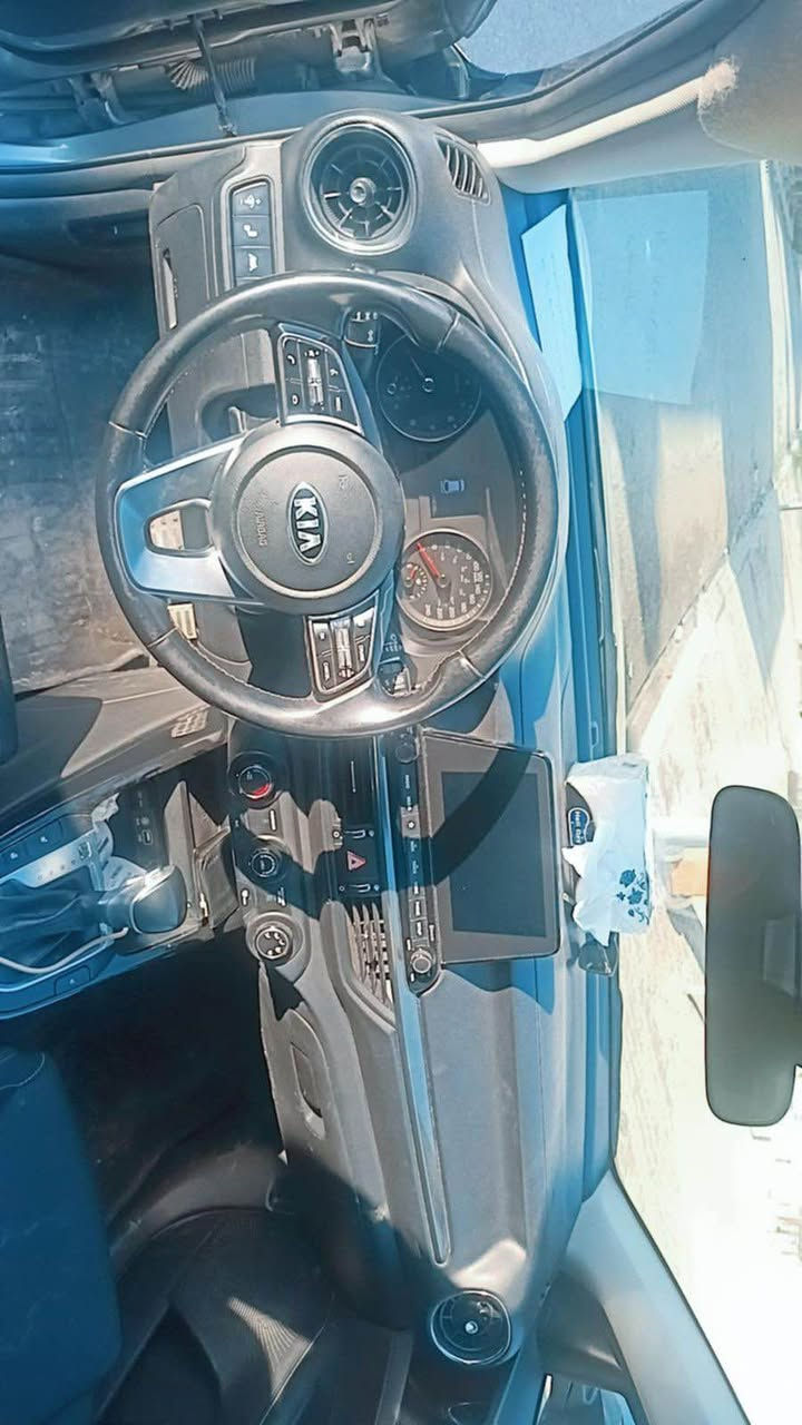 كيا فورتي 2021 للبيع 
بيها قطعتين صبغ جاملغ وبنيد 
سياره حلوه حيل اي نقص مابيها 
سيارة رقم سليمانيه بأسمي تحويل مباشر
محرك 20 دوش تنفس طبيعي
سعر 127 ومجال بسيط 
للاستفسار *********** كركوك, العراق
