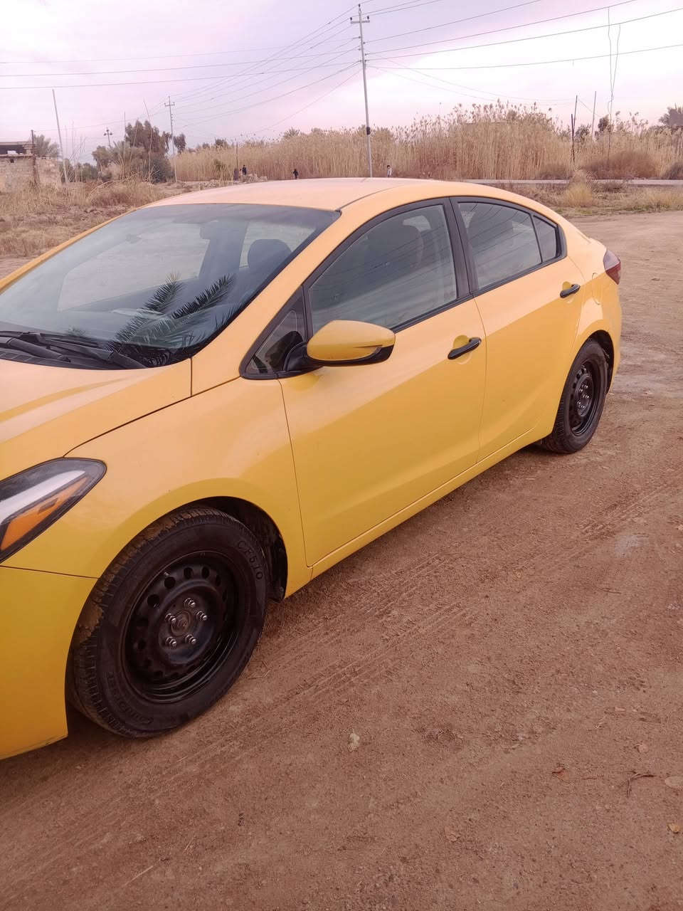 السلام عليكم للبيع فورتي موديل 18 سياره جاهزه كبل للشغل مابيهاا اي نقص المكان بغداد ابي غريب الرقم *********** اني مكلف بنشر اتصل ع رقم
