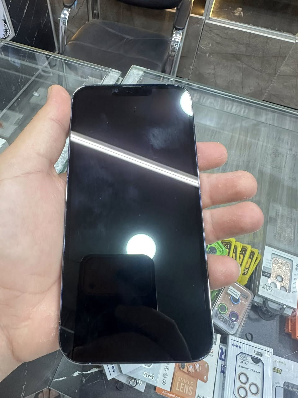 السلام عليكم 

ايفون 13 برو ماكس 

ذاكره نص تيره 512 

بطاريه 89 

الجهاز كفاله عامه 

السعر 675 

النجف الأشرف -***********
