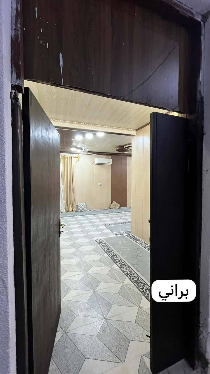 بيت للبيع مقابيل سوق العصري في الرميثه مقابيل افران الكيك بالفرع المساحه ٢٠٠ متر السعر ٥٥ وبي مجال قليل البيت بنص الولايه البيت زراعي وعگاده قريب للمطاعم والمخضر والجمل شوارع مقرنصه بشارع الي بيه صورة الشهيد ابن اخويط #الـرميثـــه


**إذا كنت صاحب هذا الإعلان وتريد حذفه لأي سبب، رجاءا أرسل رسالة إلى الدعم الفني**