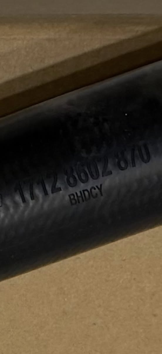 سلام عليكم عندي هذه جديد مال بيم دبليو ٥٣٠ ٢٠١٧-٢٠٢٠
سعره ٦٥ الف و بيهه مجال


**إذا كنت صاحب هذا الإعلان وتريد حذفه لأي سبب، رجاءا أرسل رسالة إلى الدعم الفني**