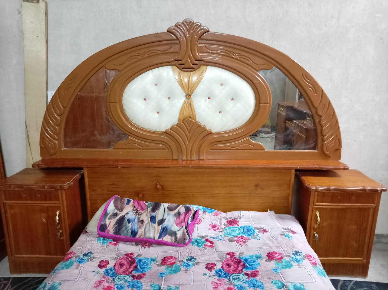 السلام عليكم غرفه للبيع سعر واخذ


**إذا كنت صاحب هذا الإعلان وتريد حذفه لأي سبب، رجاءا أرسل رسالة إلى الدعم الفني**