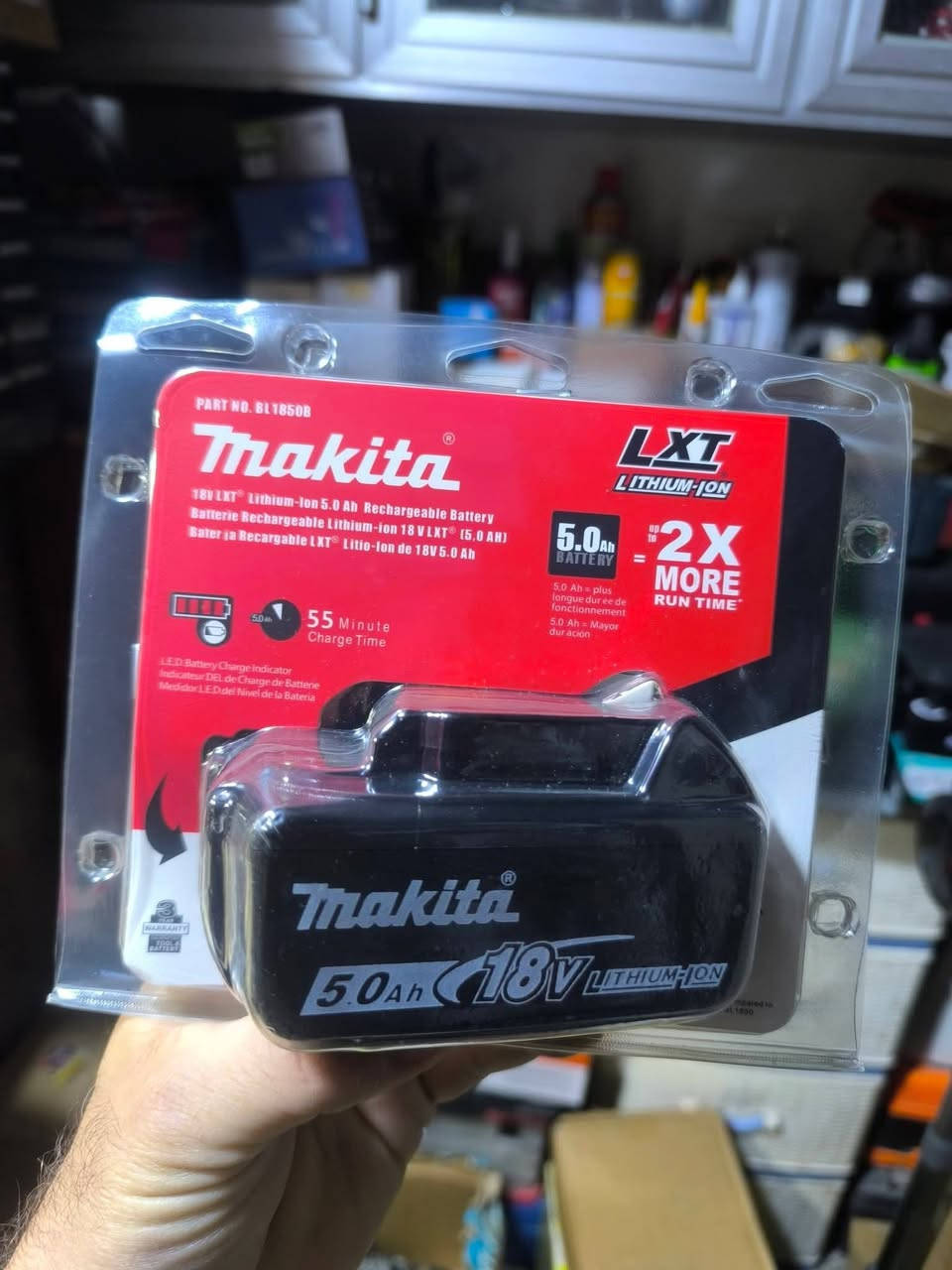 متوفر شاحنة وبطاريات ماكيتا صناعة فيتنامي جدد ... تواصل خاص او واتساب ***********
