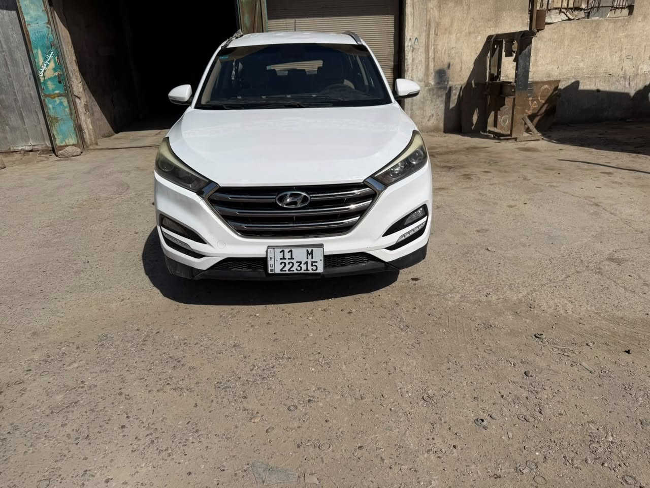 توسان خليجي موديل 17 سياره سابقا مكفوله حالياً بيها حادث أبيها على وضعها سياره شغاله وتمشي تبريد شغال مكان سياره بغداد جسر الديالى ***********
سعر 85 بيه مجال قليل اعتذر من المراوس مكلف بل نشر اخوان
