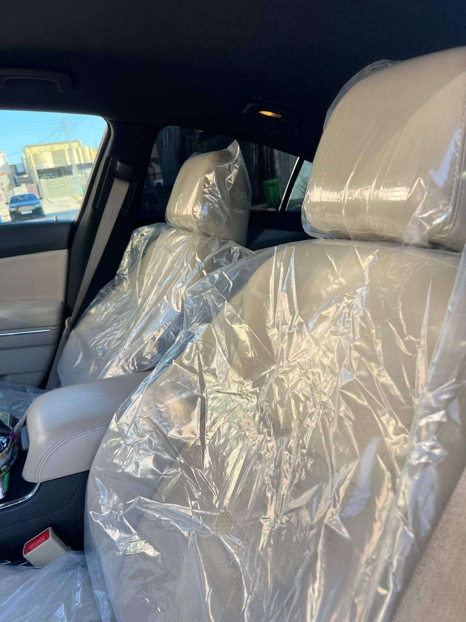 السلام عليكم جارجر 2014خليجي داخل عسلي عداد260 مكفوله عام جاهزه للاخير كير مكينه حداده تخم تاير السعر95 وبيه  مجال مكاني  ميسان ***********
