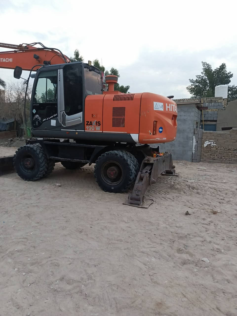 للبيع زت 3 مكفول رقم ربيل جديده *********** السعر 4 وبيه مجال
