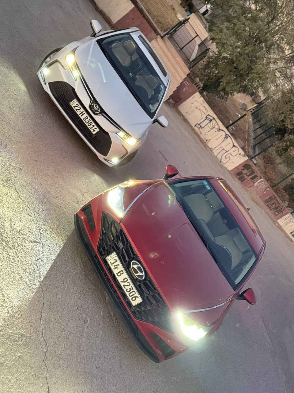 هيونداي سوناتا 
2021
محرك 2.5 تنفس طبيعي 
ماشيه ٦٧ مايل 
وارد امريكي
فئه SEL
تشغيل عن بعد 
اوتوهولد 
اربع انظمة قياده 
دخول ذكي 
رادار ٣٦٠
نقطه عمياء 
ابل كار بلي مباشر دون كيبل 
كاميرا خلفيه دواره 
بريك اسست امامي وخلفي لمنع الحوادث 
مكان السياره البصره التحسنيه 
السياره ع ايدي  جديد  
بس بيها كم ملاحضه كلش بسيطات تجي وتشوفهم 
بالنسبه احادثه 
بيها جاملغ  وربع البنيد  مصبوغ  راجعات نفسهم بدون  دواخل ولا ايرباك وبالبصره انضربت عندي بالباب مال سايق دحجه خفيفه  ما مصلحه باقيه ع وضعها تجي وتشوف 
حادثه كلش سخيف والسياره جديد 
السعر :١٦٥ وبيها مجال بسيط للشراي يدلل 
***********
