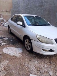 اي اثري للبيع موديل 2013 السعر 20 ورقة رقم الهاتف واتساب 07734223176