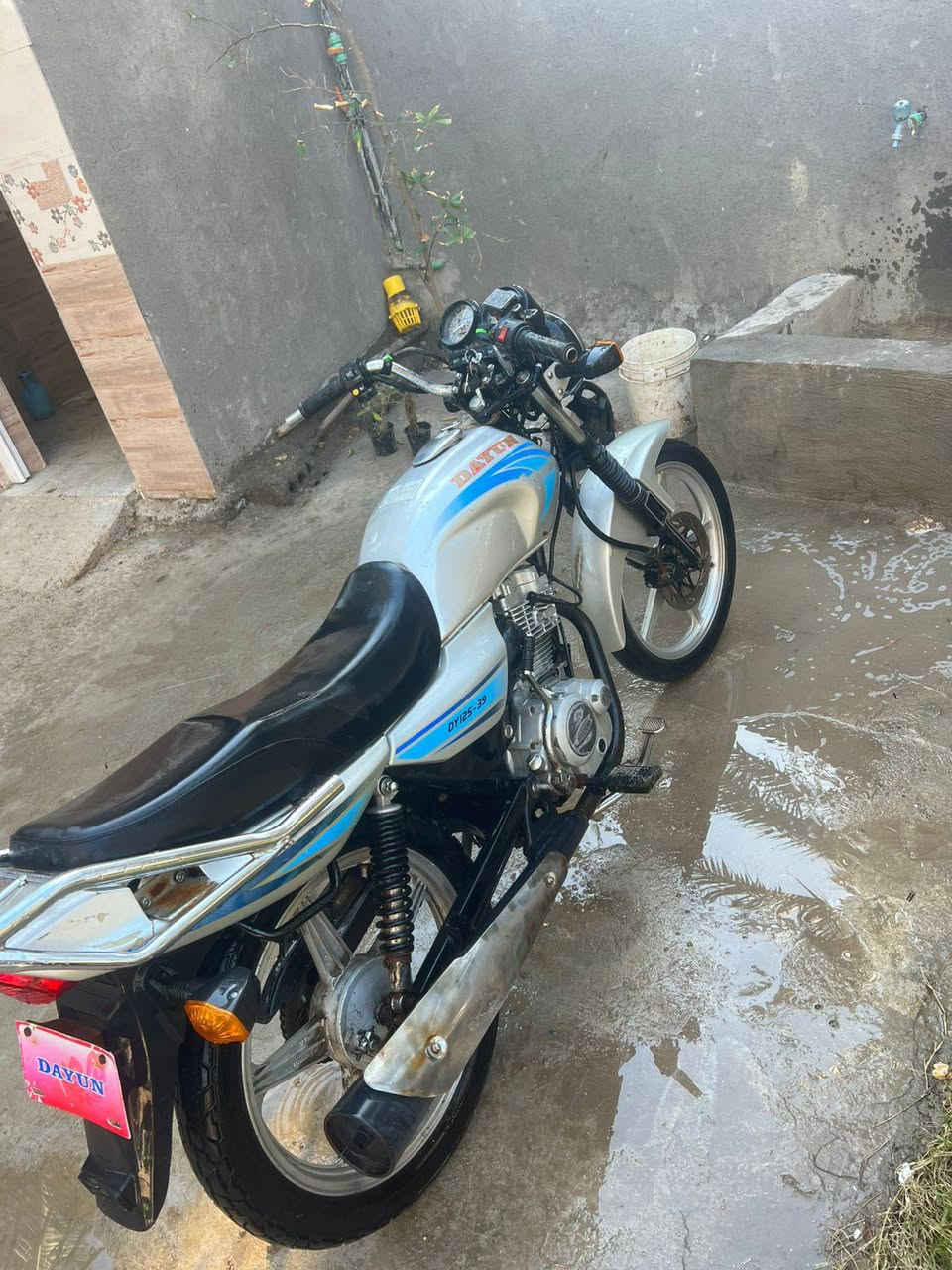 موديل 22 كلك مكفواله من سرقه
كله شغال دراجه نضيفه 
بابل سعر 550 مجال حك جيه
*********** اتصال على خط
