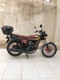 دراجه سونلنك مديل 24 طالعه بنهاية 2024 نظيفة و مهتم بيها كلش استخدام ش...