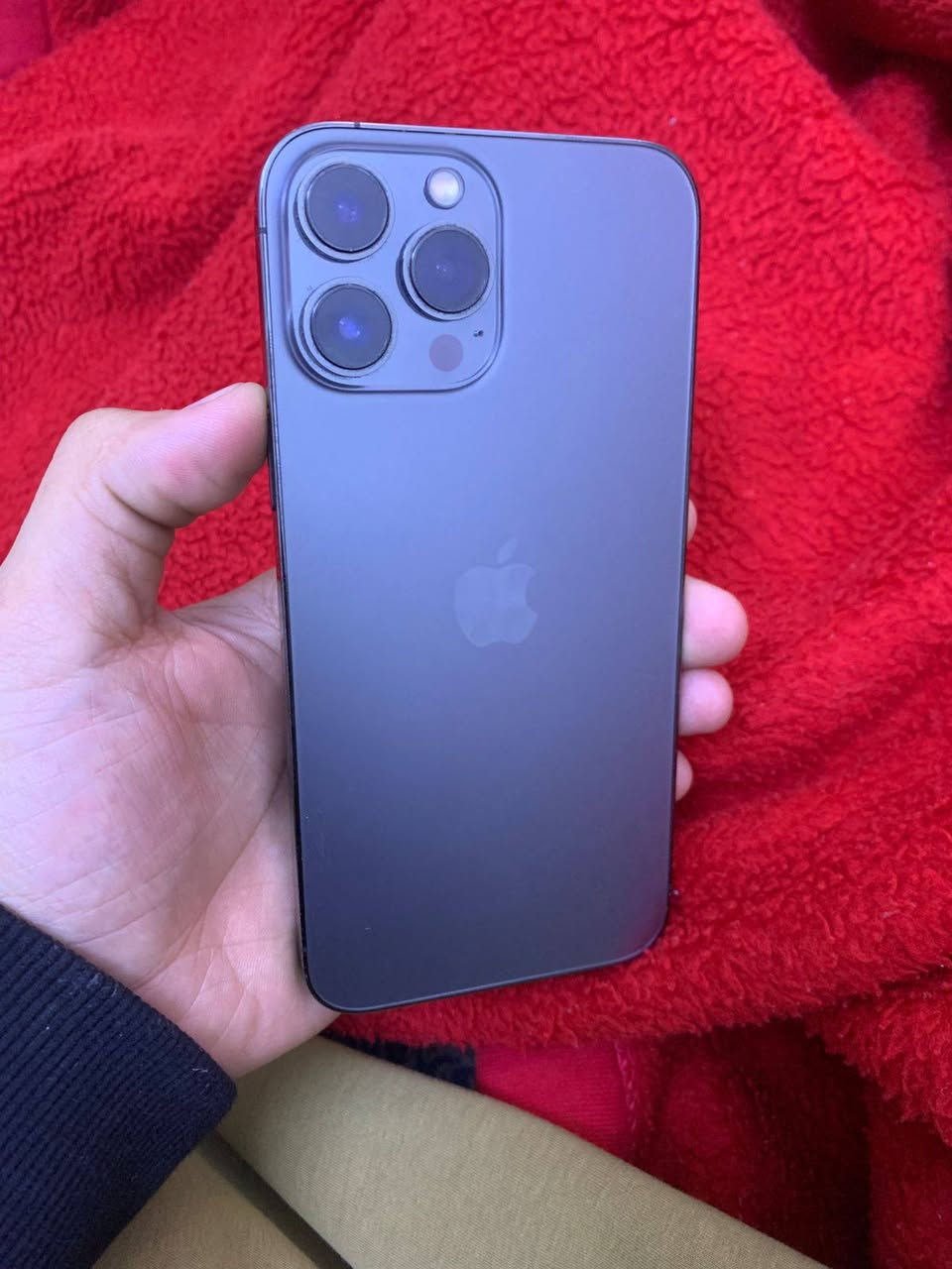 سلام عليكم ايفون 13 برو ماكس ذاكرة ٢٥٦ بطارية ٩٠ عل حاسبة تقرة ٨٩ مال تحديث سعر ٧٠٠ وبي مجال قليل عنوان بغداد جسر ديالى القديم ***********
واتساب موجود
