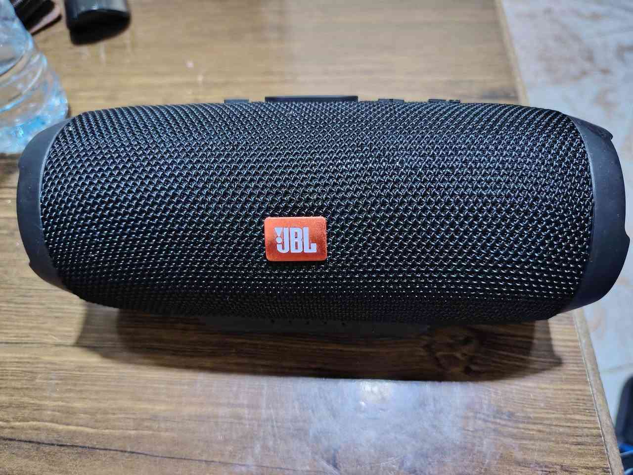 صوت قوي ونظيف بدون أي مشكلة
بطارية ممتازة تفول شحن طبيعي (4 لمبات ثابتة)
استخدام نظيف جداً
السعر 105 ألف وقابل للنقاش بالمعقول
الموقع : البصره المعقل


**إذا كنت صاحب هذا الإعلان وتريد حذفه لأي سبب، رجاءا أرسل رسالة إلى الدعم الفني**