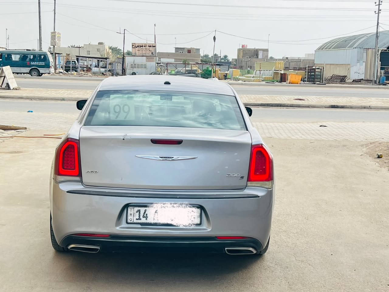 سلام عليكم ورحمة الله وبركاته لبيع فقط اوبامه مديل 2017اصل اصل 
رقم بصره الدولي النسويه ل 2030
موصفات السياره S
مكينه 3600
شاشه كبيره كامره دواره 
كشنات حضن جلد S
شفتات اشتيرن مثبت سرعه تشغيل عن بعد 
عداد 260
السياره ماشيه 140
السياره جاهز من كلشي مكينه كير حداد تخم تاير اكسن
جاهز برغي مابيه نقص 
حادثه جاملق اوبنيد اوبيه رشات صبغ كلش بصيط 
السعر 163اوبيه مجال مكان السياره بصره قضاء المدينه ***********
