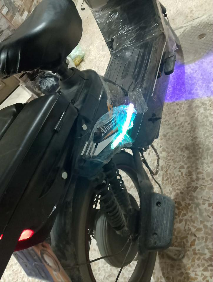 للبيع ماطورسكل
نظيف بطاريات جديدة 
نهايتو 150 الف 
مكانو حي فلسطين 
***********
