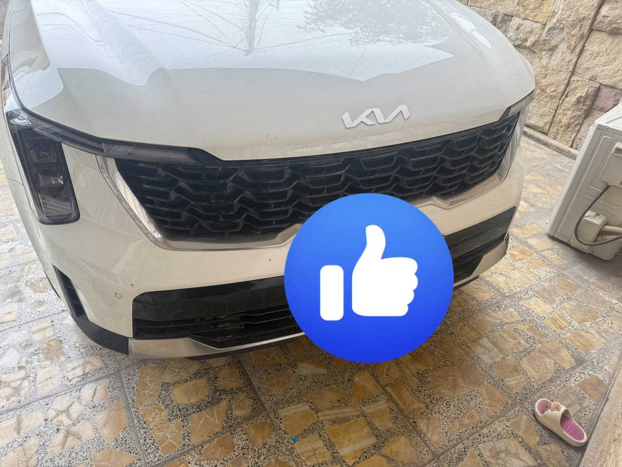 سورنتو 2025 خليجي كفالة عامة 
فول 1/1 
بانوراما 
ويل 20
شاشة متصل 
ماشية ١٢ الف 
كامرات عدد ٢ 
-------
السياره حاليا بغداد بعد يومين صاحبه يروح لمحافظة النجف الاشرف 
السعر ٣٣٨ 
***********
