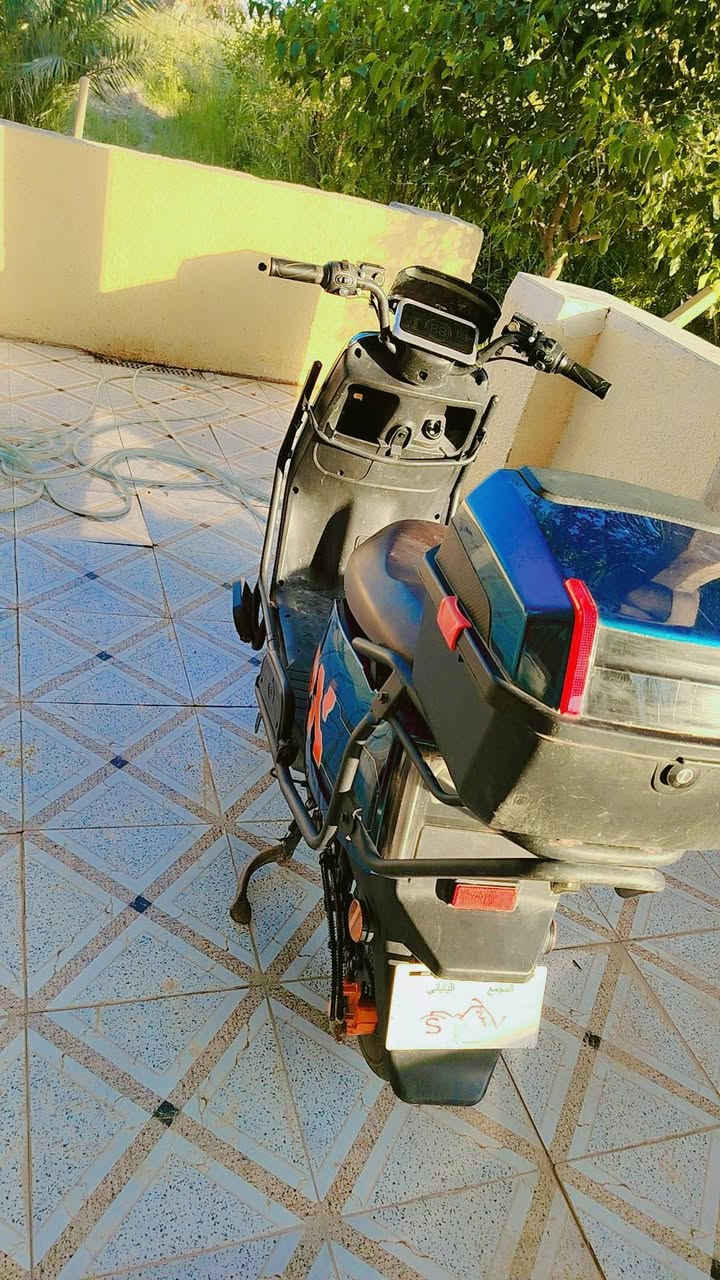 دراجات شحن عدد ٢ يردن بطاريات كربلاء طريق بغداد عمود ٣٠٠ رقمي ***********  ***********
