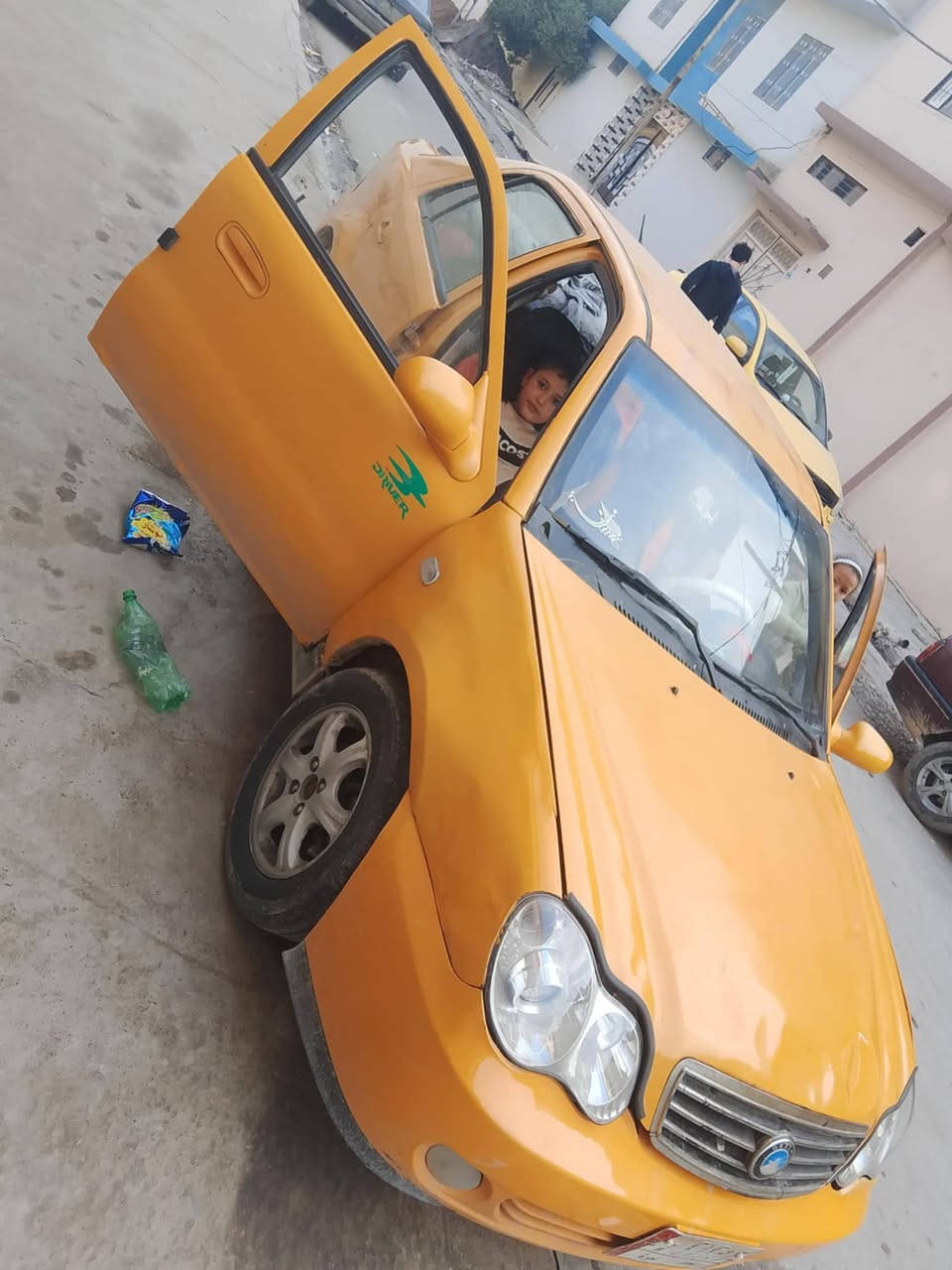 السلام وعليكم سياره سيكي لبيع موديل ١١ محرك شرط كورلا حجم 16كير شرط سعر ٢٢ ورقه بيها مجال. ***********
