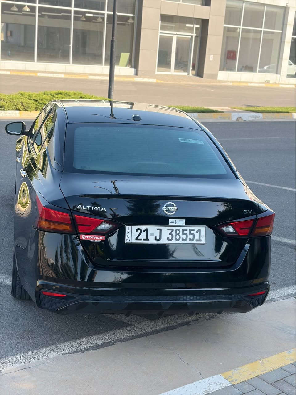 NiSSAN ALTIMA 2021 (SV)
مۆدێل/٢٠٢١
بۆياخ/١ پارچە بێناوگرتن پێشي کەپسە 
مواسەفات/ 
رادار
خەتيجادە 
شاشەوحاسە
کوشن کارەبا
ويل کەپ
هـەمو گياني بە شەرت گێرمەکينە تەقەو رەقە. سەيارەکە بێساردو جالو شوختە  ١چەمەلخي دواوي بۆياخە بێناوگرتن. 

رەقم شانسي/1N4BL4DV9MN344468
***********
($$١٤٧) السليمانية, العراق
