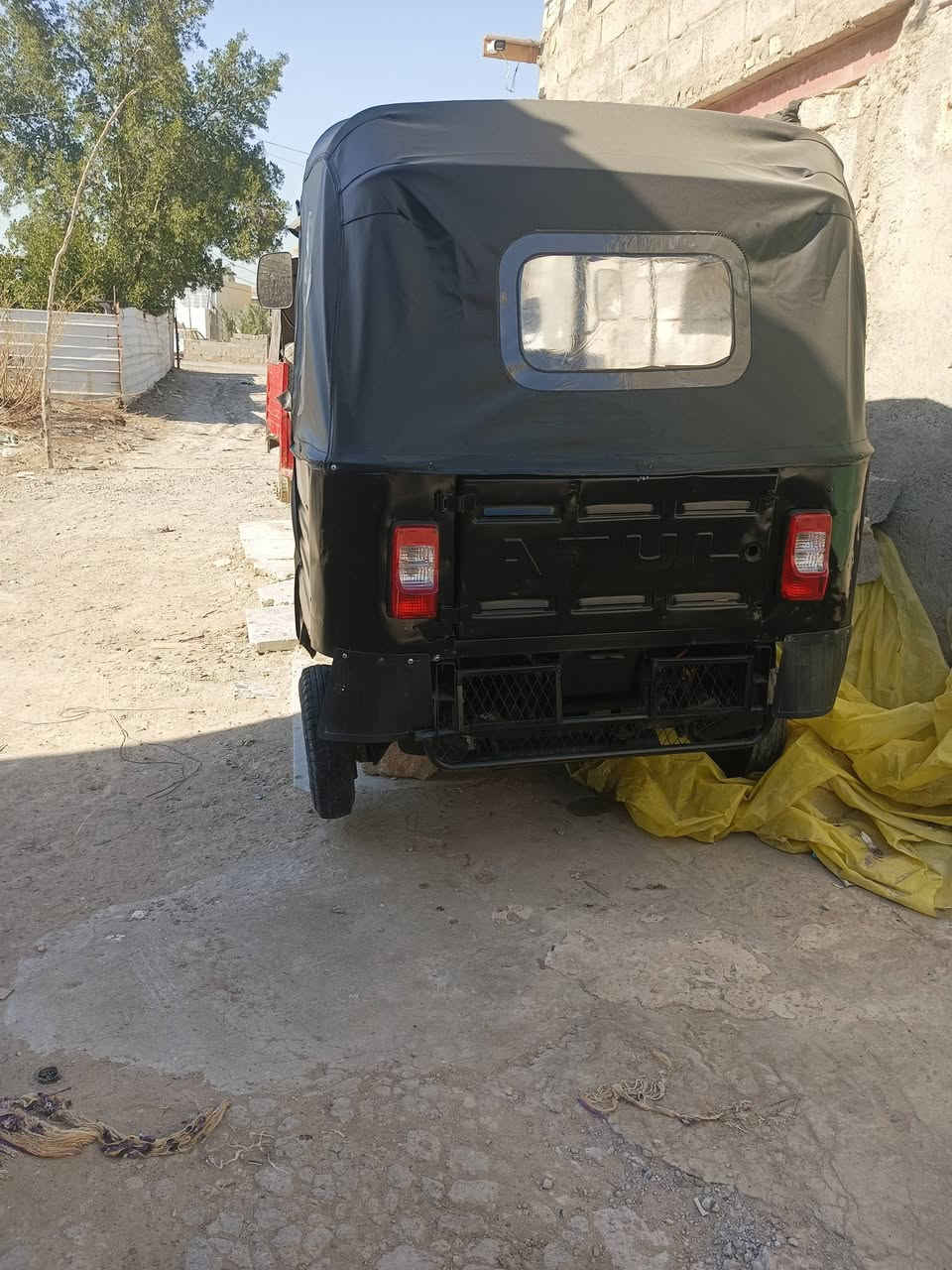 السلام عليكم تكاتك للبيع اتول موديل 2019 اوراق مو رقم الحمراء عاوزها تجفيت وظفيره والسوده عاوزها ضفيره اماميه وكربريتر سعر خاص *********** الهاتف الثاني ***********
