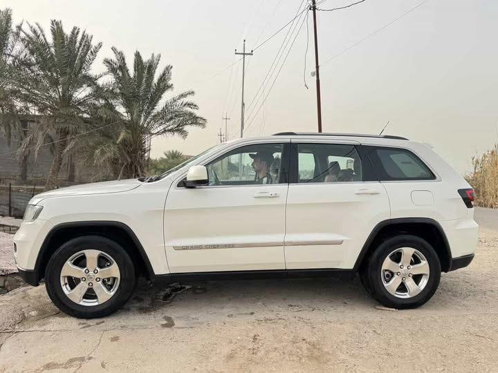 جيب لاريدو 2011 رقم قادسية انكليزي الجديد وارد كندي مكفولة ضربة وتبديل وصبغ عدا رش باب السائق اثر طخه بسيطه سيارة جديده ونضيفه استخدام شخصي مواصفات ويل كب نيكل 18 شاشه قلاب كشن جلد +كهربائي لايت عدسه زنون اصلي بصمة ابواب محرك 3600 قطعتين تبريد جاهزه محرك كير تخم تايرات 
السعر 158 وبيه مجال 

الناصريه سوق الشيوخ


**إذا كنت صاحب هذا الإعلان وتريد حذفه لأي سبب، رجاءا أرسل رسالة إلى الدعم الفني**