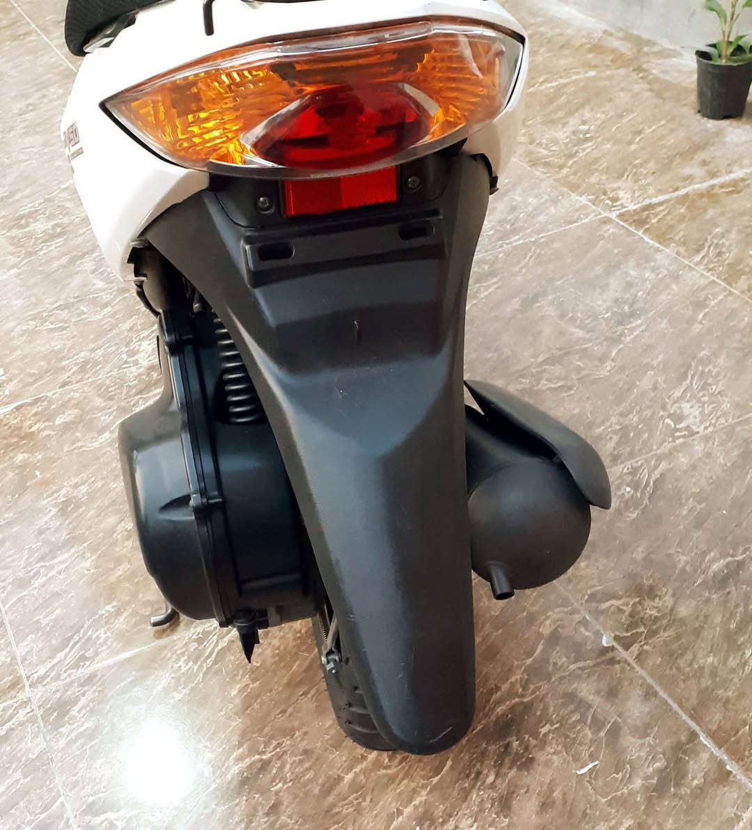 دراجة حديثة سازوكي ادرس تمشي 60 نوزل بأسمي سعرها 700  وكيلها معرض كانساي بيت ابو القاسم دراجة قوية ونازكة وحلوة 

للإتصال ***********
