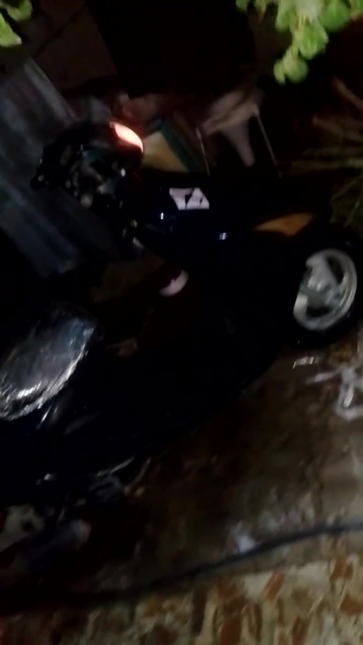 سلام عليكم عندي فراشه لبيع نضيفه كلش شغاله لاايت وره شغال لاايت كدام شغال اشاير شغالات هورن شغال قفل جنطه شغال قفل ستيرن شغال تشتغل هندر سلف عايز راجز ويشغل سعر 300 بيها مجال حك جيه مكاني نجف حي نداء قرب جامعت كفيل رقم بي واتساب ***********
