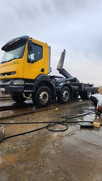 رافعة حاويات • جاهزة • واسط