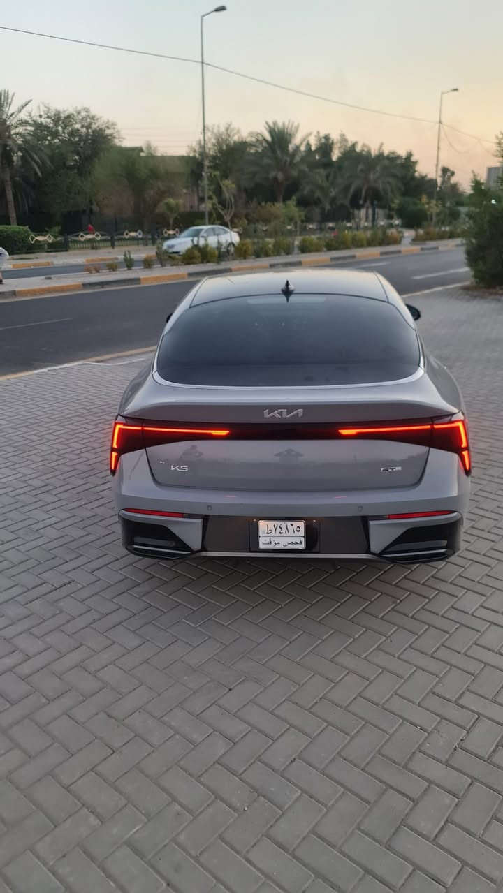 السلام عليكم ورحمة الله وبركاته
..K5مديل2025

محرك2500

بدون ايرباك

صور الحادث بل منشور

السعر245وبيهه مجال

***********
