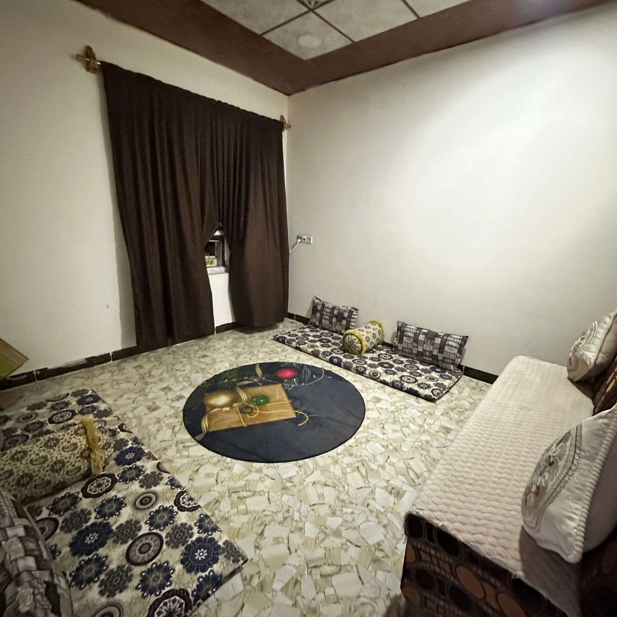 اعلان رقم (2125)

#دار مساحه 180م طابق واحد ركن
#موقع داخل مجمع دوميز السكني 
             مقابل مول السلام
#السعر  170 مليون مع المجال 
#الاتصال على الارقام التاليه 
***********
***********
***********
#عنوان المكتب 
مكتب هبه للعقارات في كركوك سايدين حي الواسطي قرب مول حجي زياد ومقابل صيدليه ضحى عدنان 
#نستقبل جميع عروظاتكم السكنية والتجارية في كركوك
