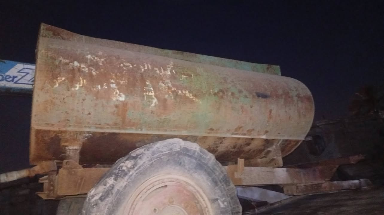سلام عليكم مقطوره البيع مكان بابل مسيب ***********

