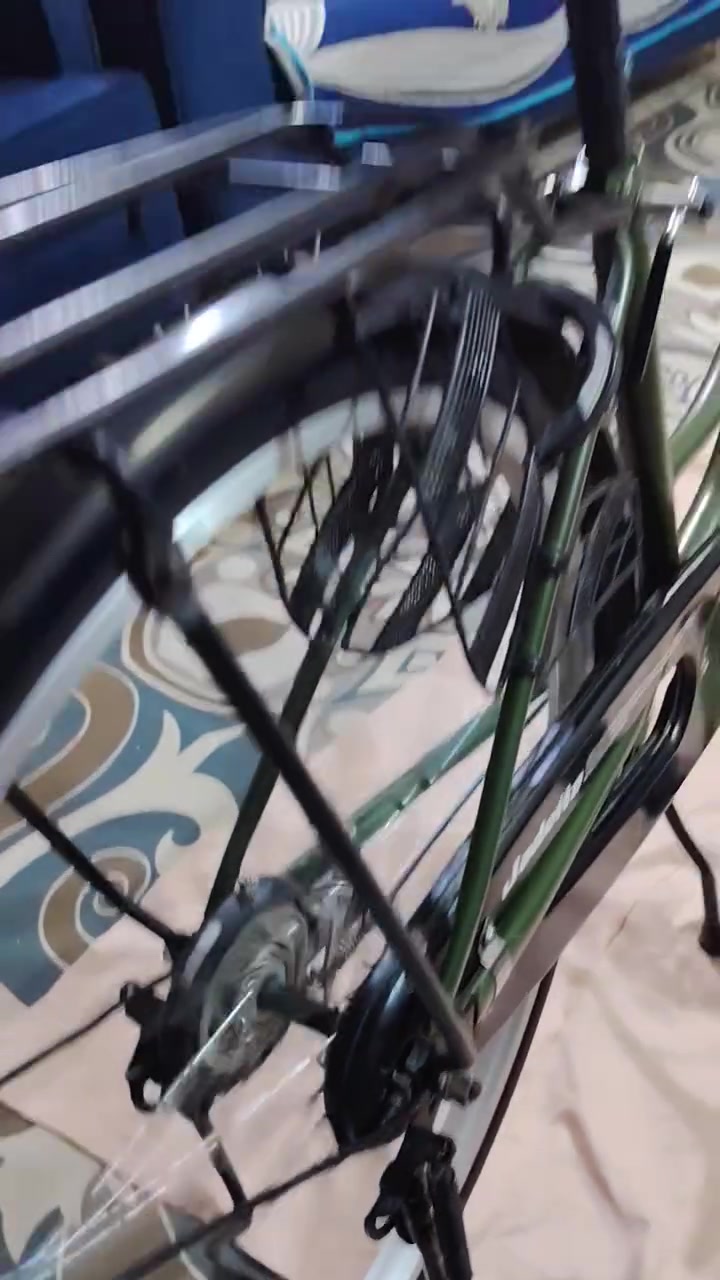 السلام عليكم
بايسكل  لون زيتوني مديل2021

سعر  115بيه مجال  قليل 

مكاني ديوانيه


**إذا كنت صاحب هذا الإعلان وتريد حذفه لأي سبب، رجاءا أرسل رسالة إلى الدعم الفني**