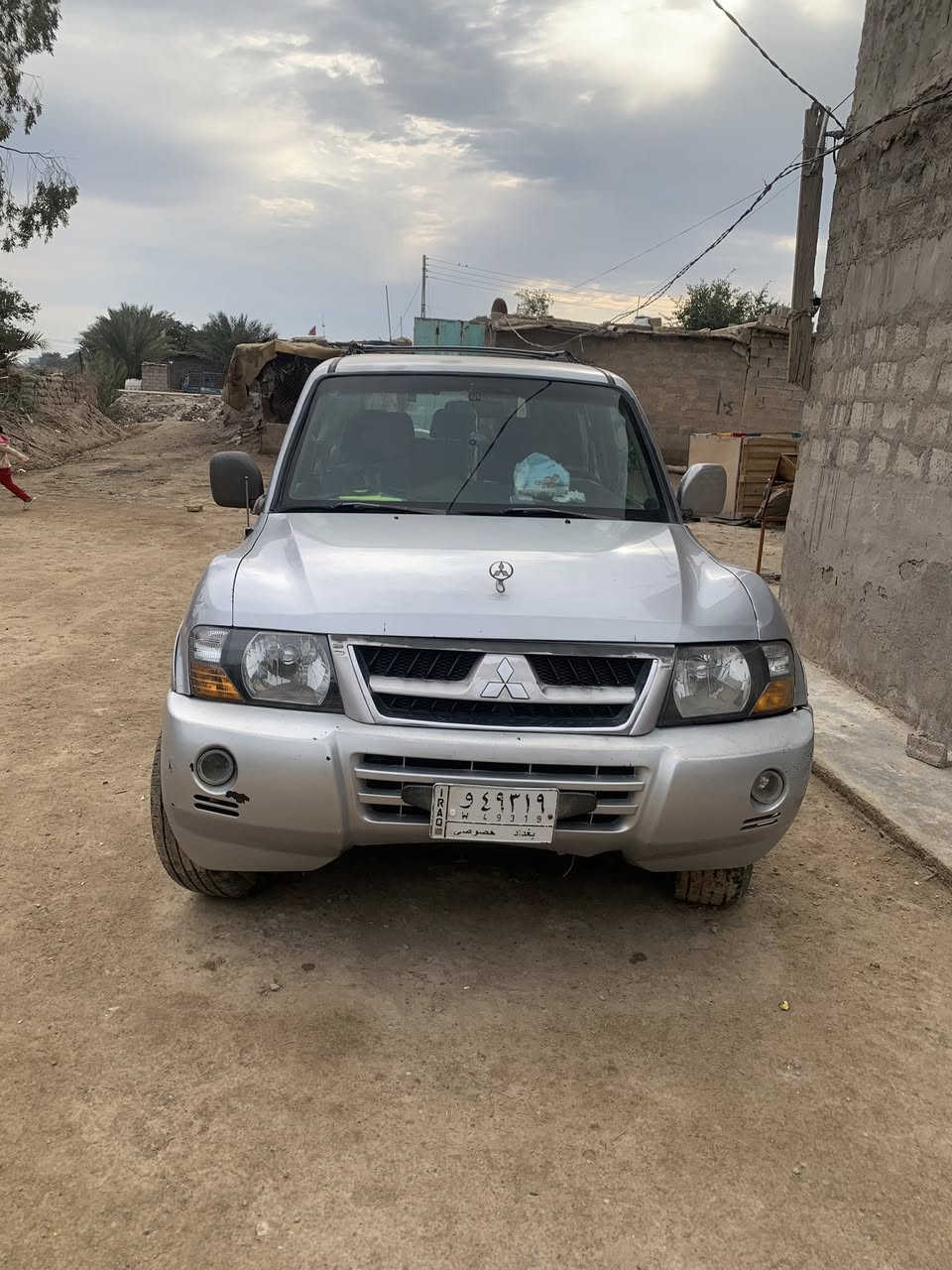 سلام عليكم بايجيرو موديل ٦ سياره مصبوغه حزام كير مكينه مكفول خير من الله تبريد تدفئه فول كلها شغال نشاط فول سياره مال بيت يرادلها ترتيب فقط تكم مكفوله رقم بغداد تحويل ثاني يوم حولك بسمي سياره مكاني سياره بغداد بسمايه سعر 85 بيها مجال بصيط 
***********
