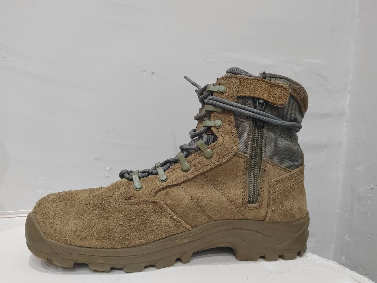 كوري طبي خفيف ق 41 /40.5 هاف بوت خاكي رابط قناة الواتس 
https://whatsapp.com/channel/0029Vb3ijNILo4ha79yaiR0I

توصيل كل العراق 🚕 ✅ 
فحص الطلب قبل الدفع ✅ 
اي خلل بالاتفاق يرجع مجانا بوجود المندوب ✅.
امريكي اصلي باب اول بالة فقط ✅
***********
