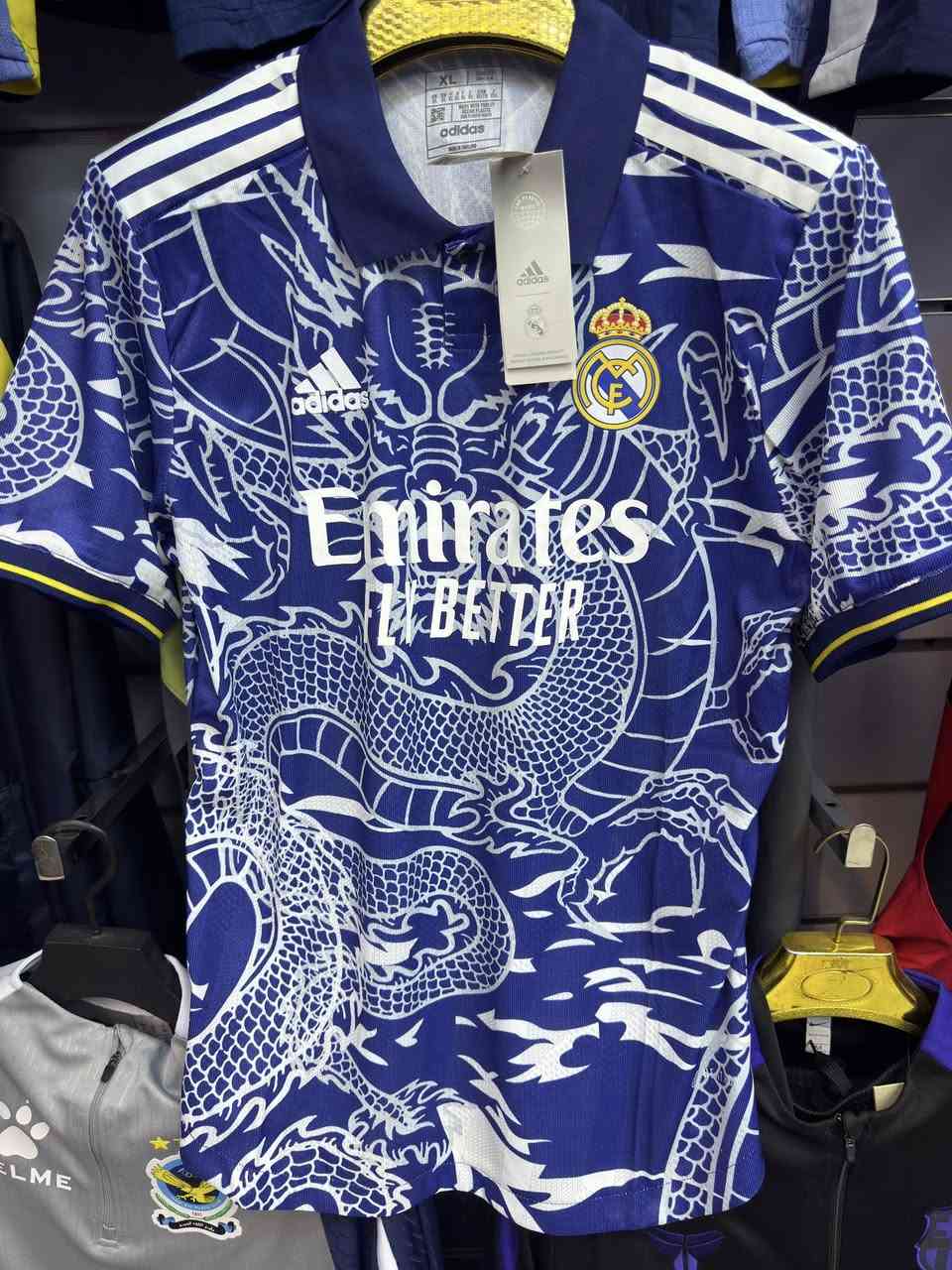 تقريبا 400 قطعة بيع تصفية ***********
