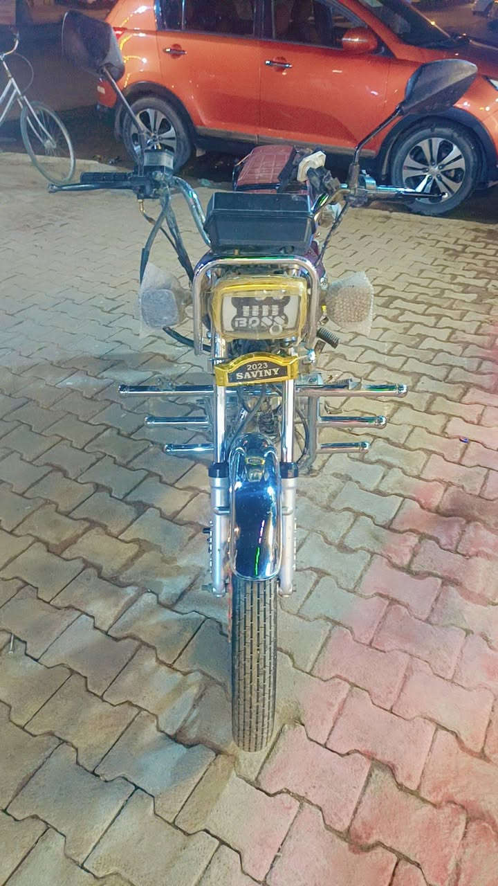 سلام عليكم يراني لبيع  سافان موديل 2020محدث 2025دراجه.خير من الله محرك فول وراق اصليه  دراجه حلوه ومرتبه بس عوزه دعافيس بصيطه سعر 550وبه مجال بصيط. حق جيه  عنوان المدائن سلمان باك متواجد خاص وتصال ‏‪***********‬‏
