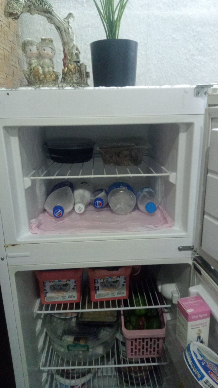 ثلاجة نضيفة شغلها حلو تشتغل وطني مولد ٧٥.٠٠٠ وبيها مجال


**إذا كنت صاحب هذا الإعلان وتريد حذفه لأي سبب، رجاءا أرسل رسالة إلى الدعم الفني**