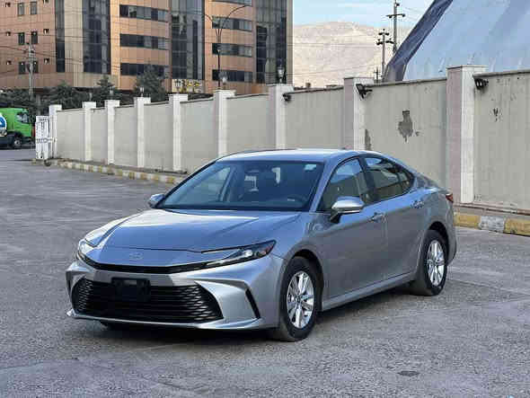 السلام عليكم 
بيع سريع 173ورقه😱😱
تويوتا كامري 2025 هايبرد

ضرر: 4 قطع صبوخ و ربع  قمارة صبوخ
بدون دواخل و بدون ايرباك و بجم كپس
ماشية 2000الف مايل

مواصفات LE
👇🏻
شاشه 
بصمة
كاميرة
رادار 
بريك بصمة
تحكمات بل ستيرن + شفتات بل ستيرن
حساس 
صندوق بصمة
تحديد سرعة + ABS
حجر كزوز بشرط 
 
السعر بلاش 173$ورقه
*********** واتساب فقط للتواصل 

عنوان عقرة اكر
