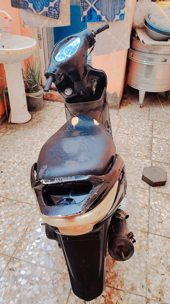 السلام عليكم دراجه كامكو جي فور بيها خيط بخار عايزه باتري و السعر 400 و بيها مجال 7804539398 العنوان النجف حي الوفاء دور الهندية
