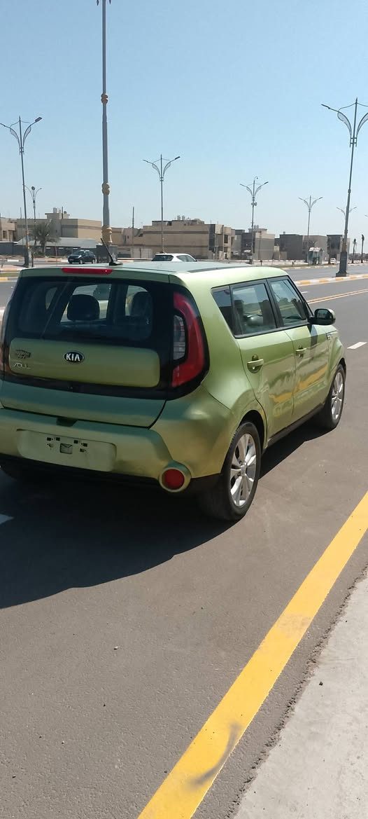 السلام عليكم كيا صول للبيع موديل ٢٠١٦ حادثهه امريكا بس بنيد بلعراق بيهه بس باب صبغ سياره بيهه باردات مكينه ٢٠٠٠ كير ومكينه وحداديه وتبريد جاهزه سياره رقم بابل سنويه لل ٢٠٢٩ ماشيه ٧٩ داخلهه جديد تحكم مقود شاشه بلاديه سياره بدون ارباك عنوان كربلاء  
سعر ١٠٩ وبيهه مجال رقم موبايل ***********
