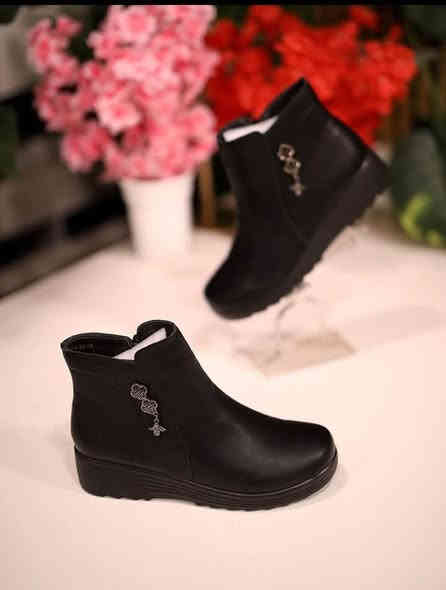 ♦️أبدعنا وصممنا لكم أحدث موديلات شتاء لننال أعجبكم❤️

♦️ موديل : اروع الموديلات احذيه كعب اصلي ماركه
▪يتوفر لدينا خدمة توصيل 
▪للحجز والاستفسار يرجى مراسلة الصفحه 
▪او الحجز السريع***********
واتساب دايركت 
 

▪️يرجى متابعه على حساب الانستا  https://instagram.com/95k__a?igshid=MmIzYWVlNDQ5Yg==
