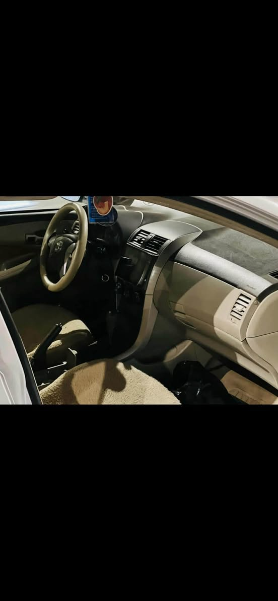 سلام و عليكوم كورلا ٢٠٠٩ خلجي مكينه ١٦ ثلاث قطع سبغ بدون دواخل جمالغ سكن و بابين بدون دواخل سنوي منهتي شرط تحويل كير محرك بشرط شراي خابر سعر ٩٩ بي مجال 
***********
