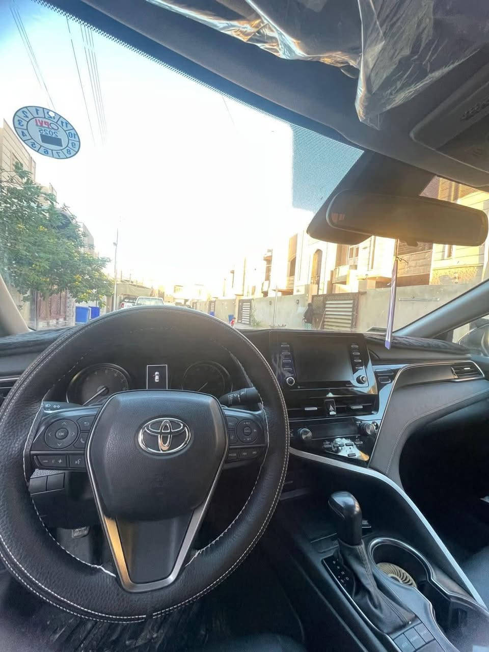 كامري ٢٢ SE
ماشيه ٥٥الف 
رقم اربيل 
بدون صبخ وفتح وايرباك وشاصي
مكانه تكريت
سعر ٢١٨وبيه مجال
***********

