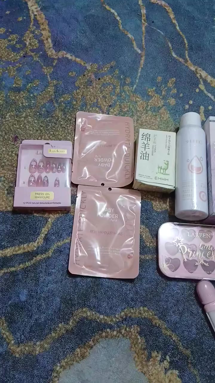 مكياج وعناية اصلي باركود ٩٧ قطعة بسعر ١٢٠ الف واصل وبيها مجال بسيط


**إذا كنت صاحب هذا الإعلان وتريد حذفه لأي سبب، رجاءا أرسل رسالة إلى الدعم الفني**