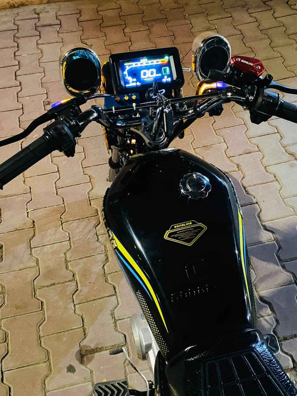 تايكر للبيع 2025 للاستفسار اتصل ***********
أوراق كاملة
