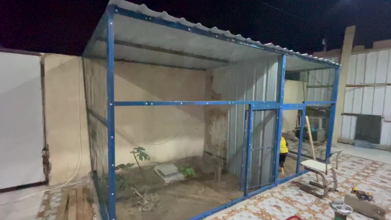 محميه البيع عرض مترين وطول خمسه متر السعر بميتين ***********
